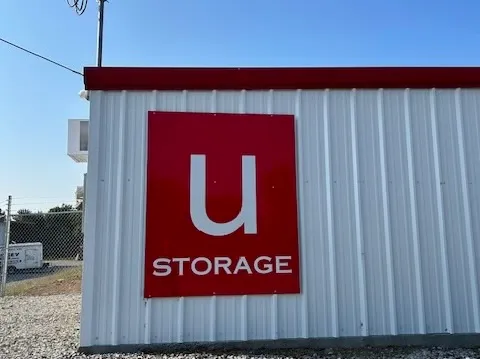 Searcy U Storage entrance